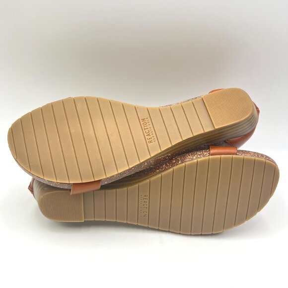 Kenneth Cole Reaction Great Gal Cognac Brown T-Strap Low Wedges Sandals Shoes - Picture 9 of 13